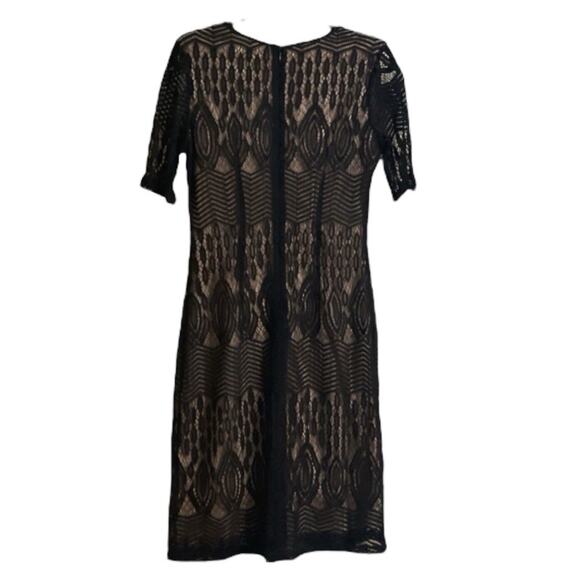 Sharagano Women's Black Lace Overlay Nude Lined Sheath Dress Sz 8 Cocktail Party - Picture 9 of 9